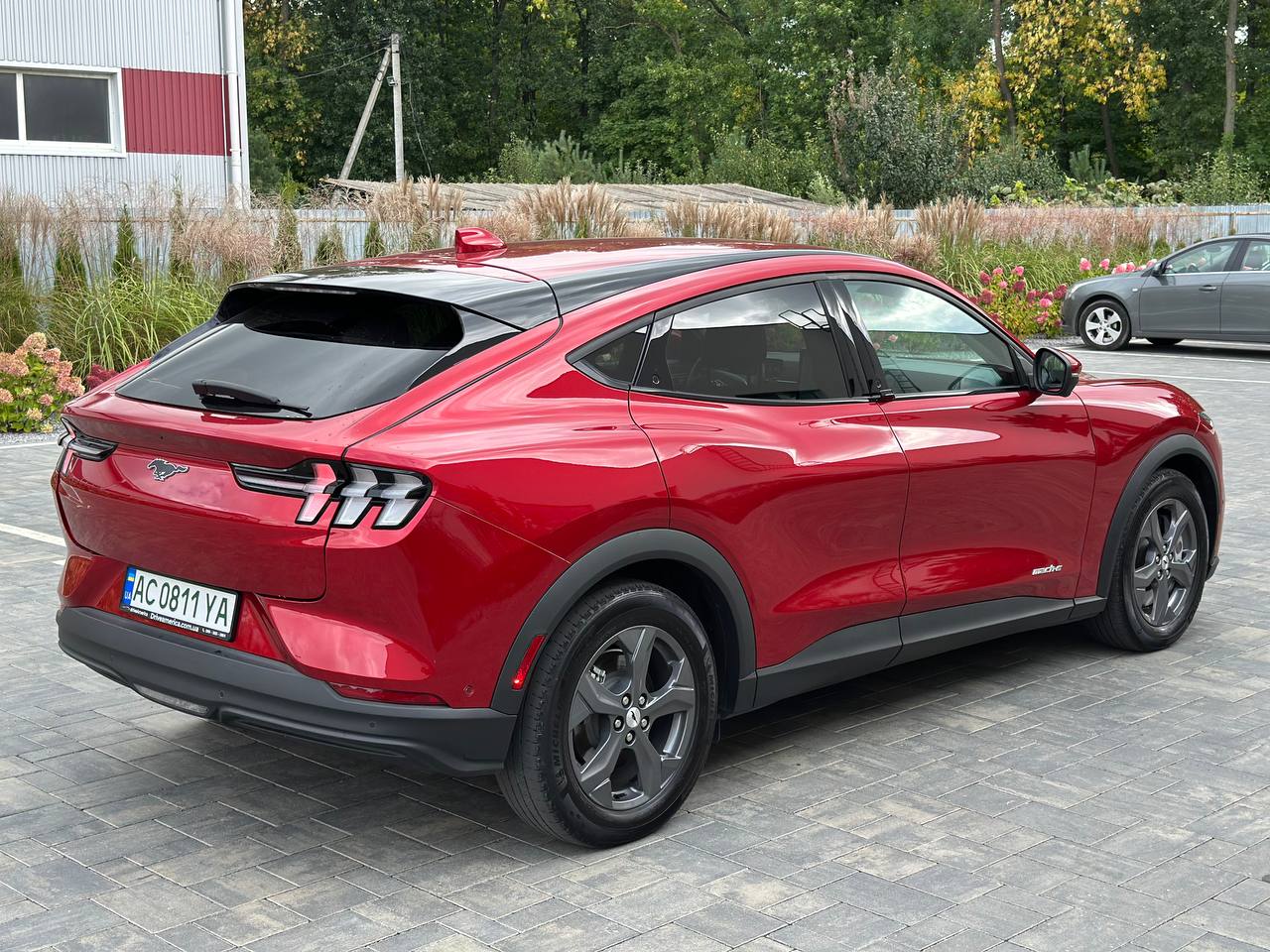 FORD MUSTANG MACH-E SELECT