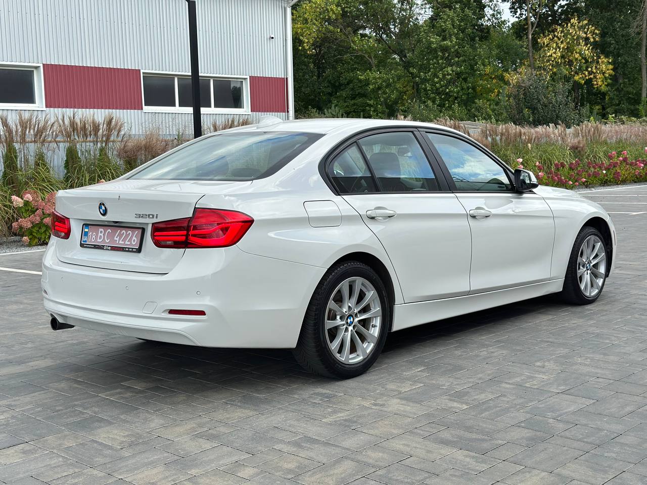 BMW 320 I