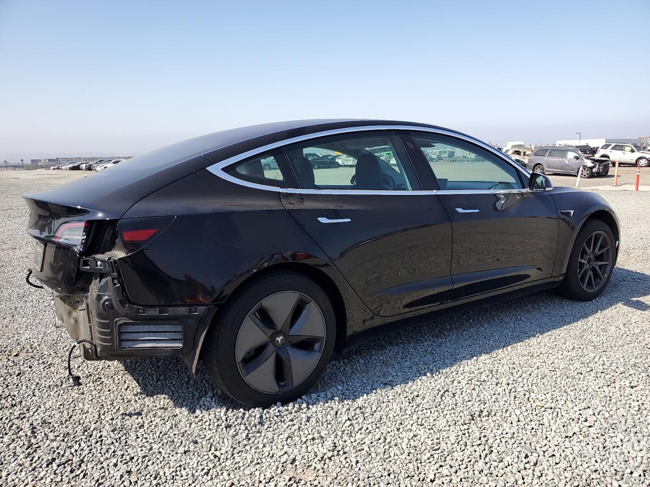TESLA MODEL 3 SR RWD