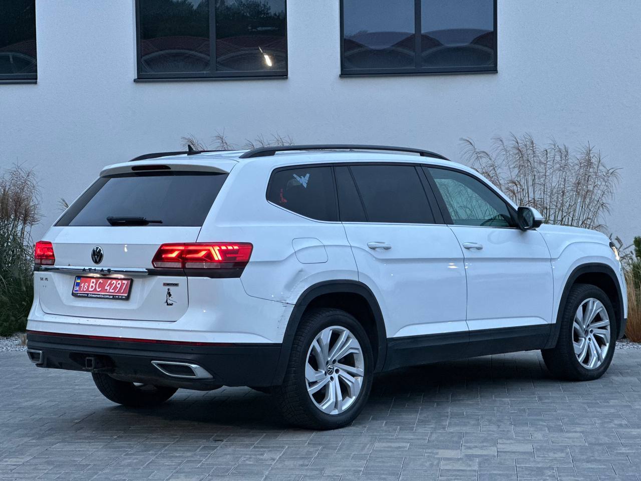 VOLKSWAGEN ATLAS SE