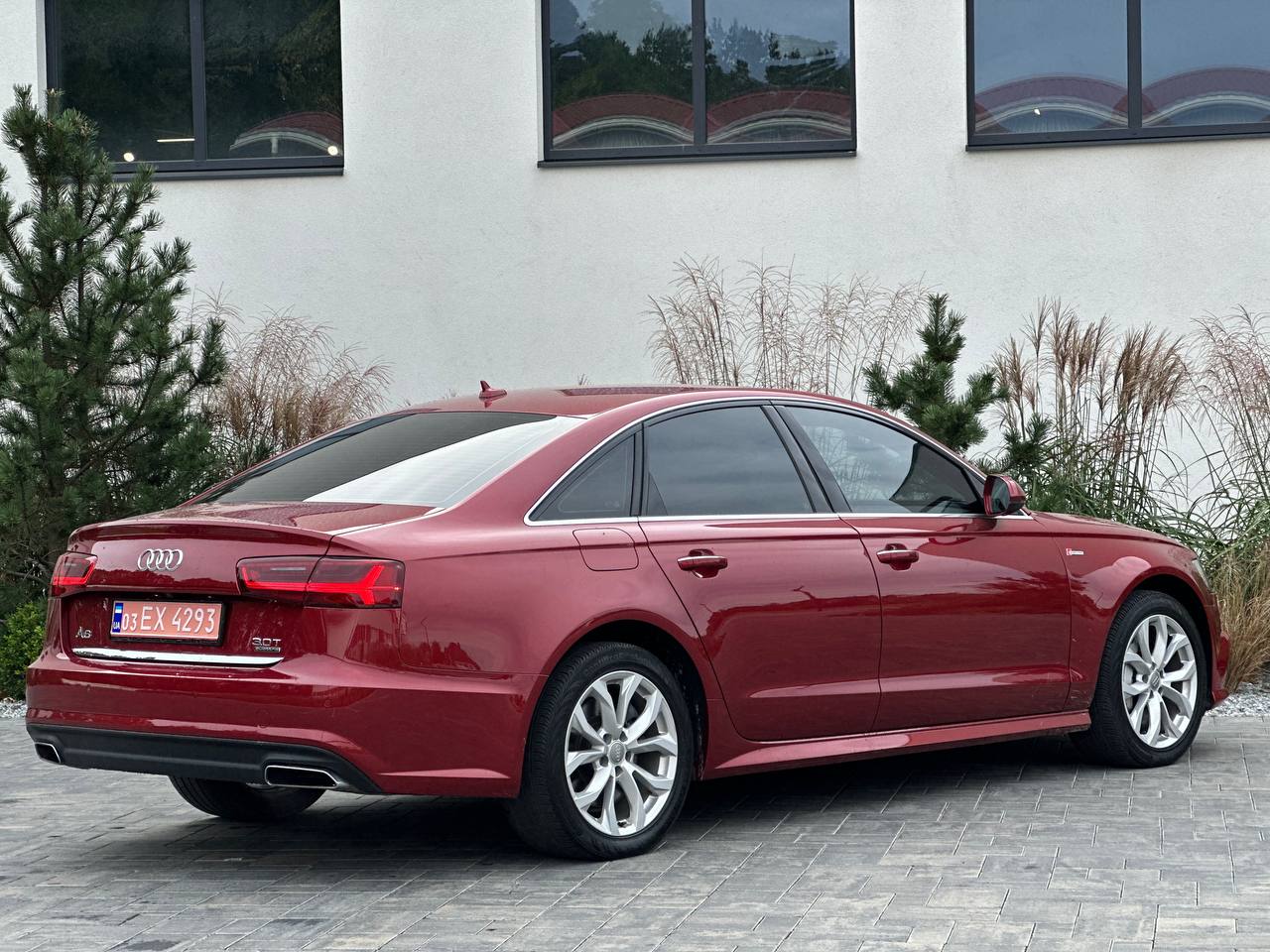 AUDI A6 PREMIUM PLUS S-LINE