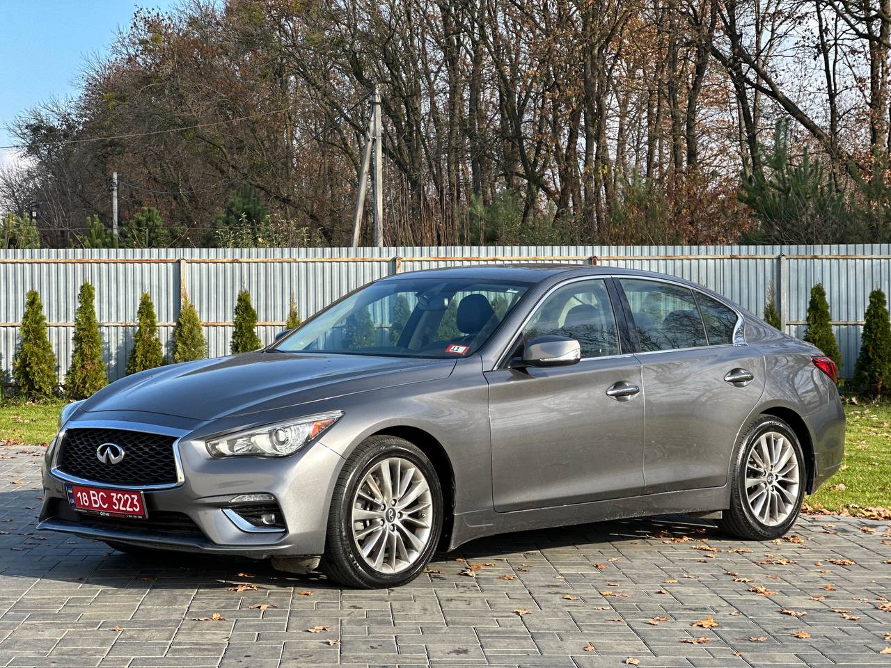 INFINITI Q50 PURE