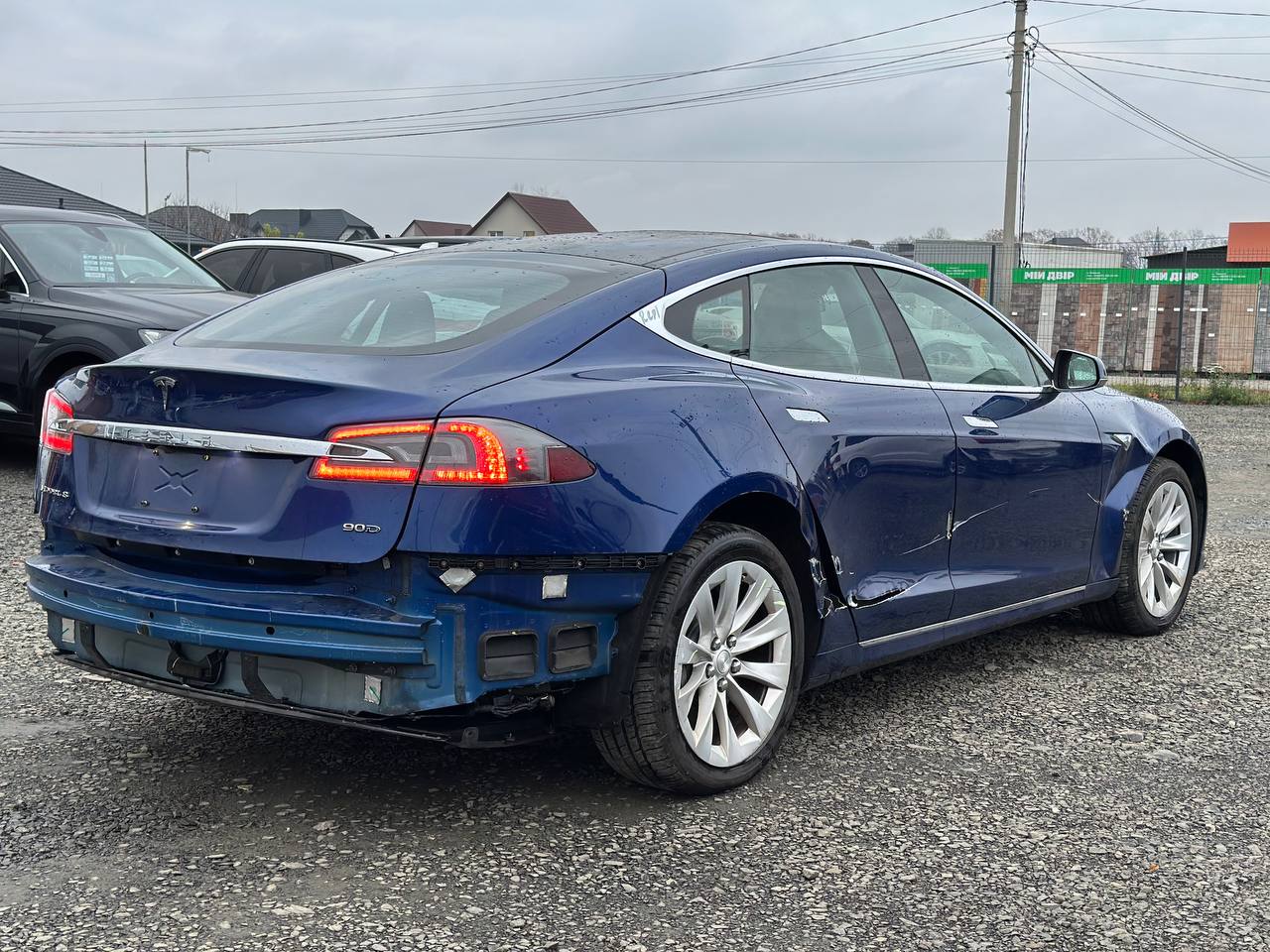 TESLA MODEL S 90D