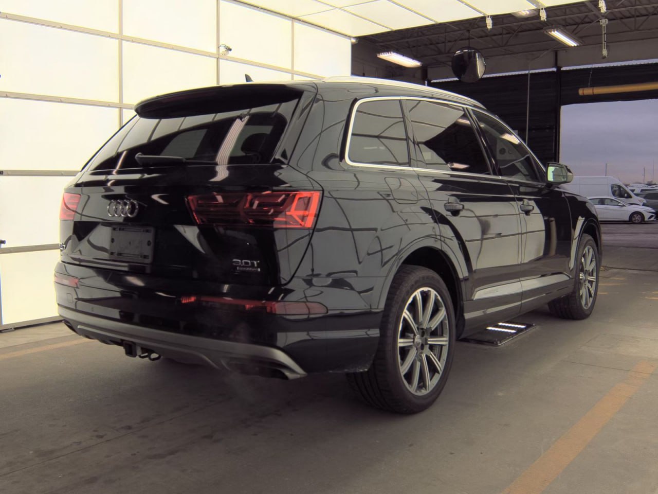 2017 AUDI Q7 PRESTIGE