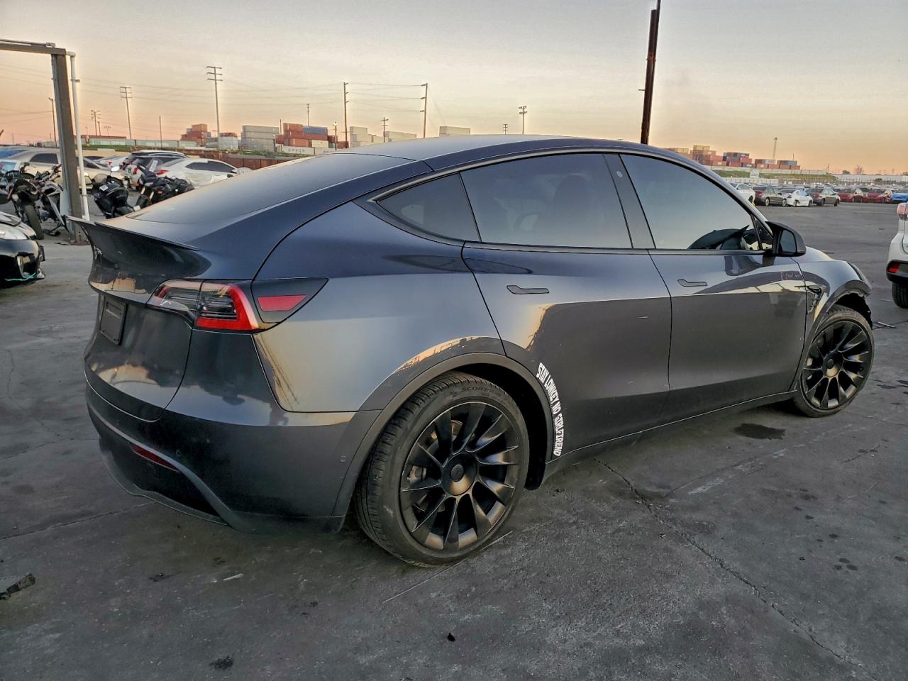 2020 TESLA MODEL Y