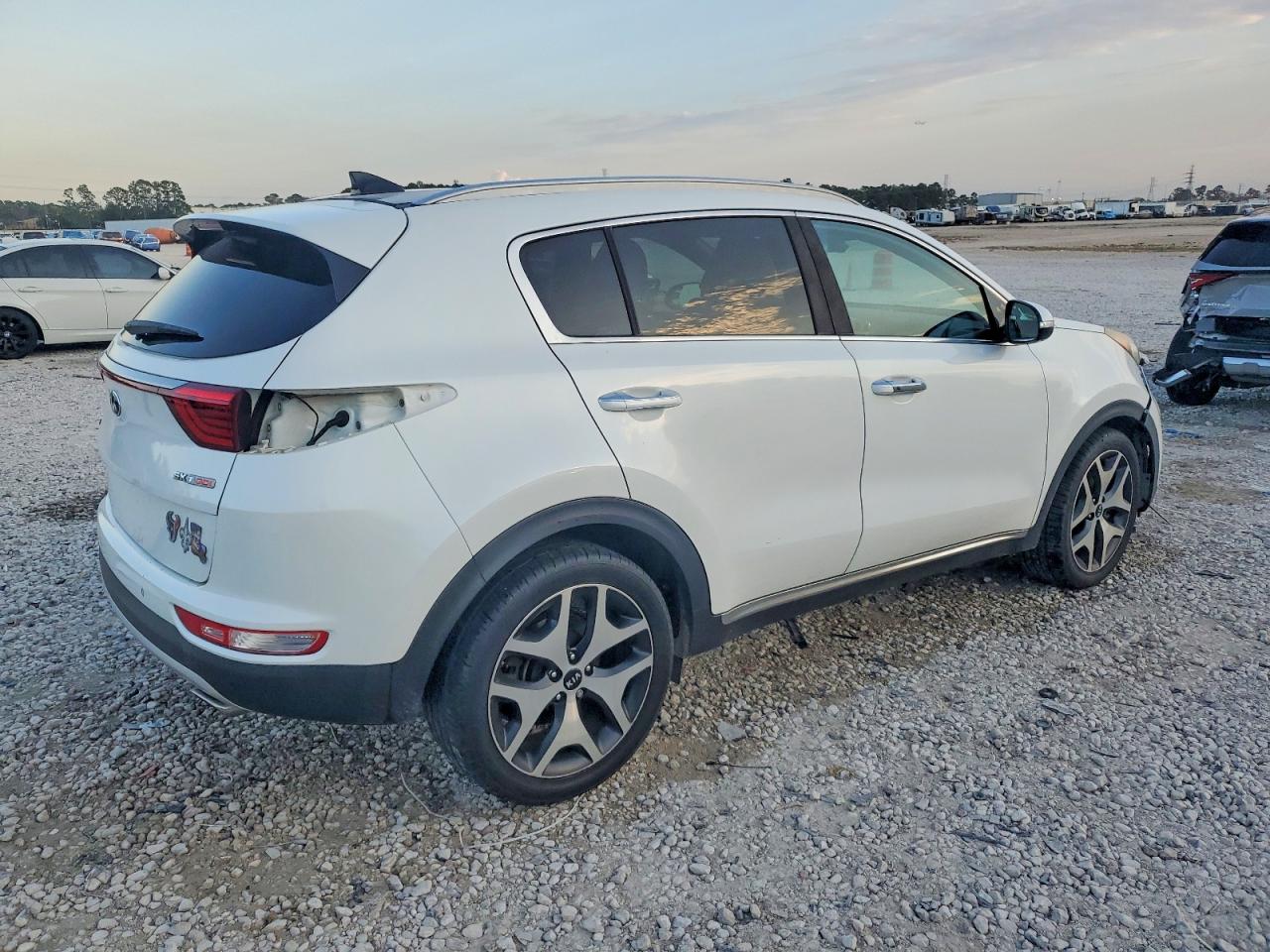 2017 KIA SPORTAGE SX TURBO