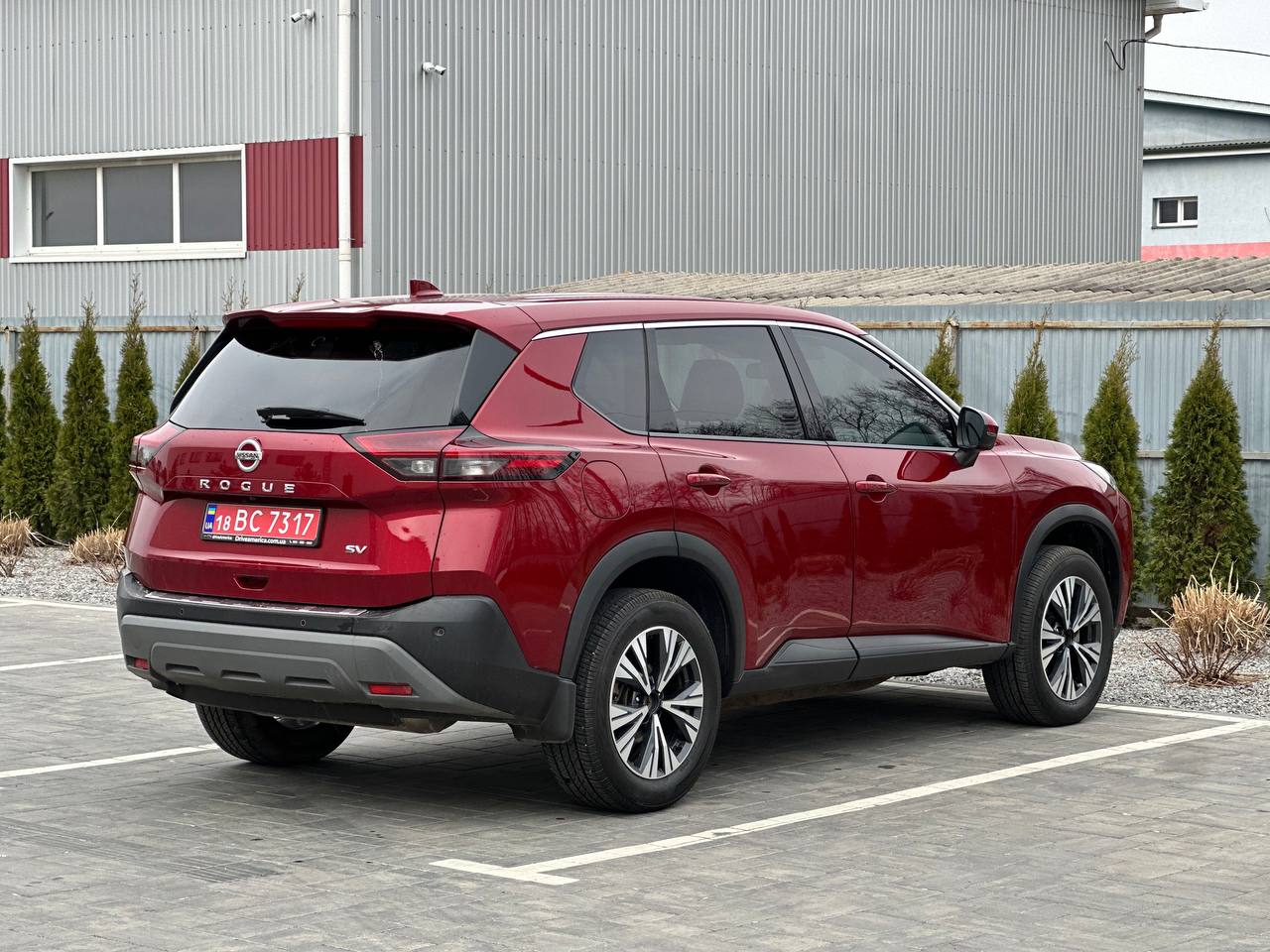 2021 NISSAN ROGUE SV
