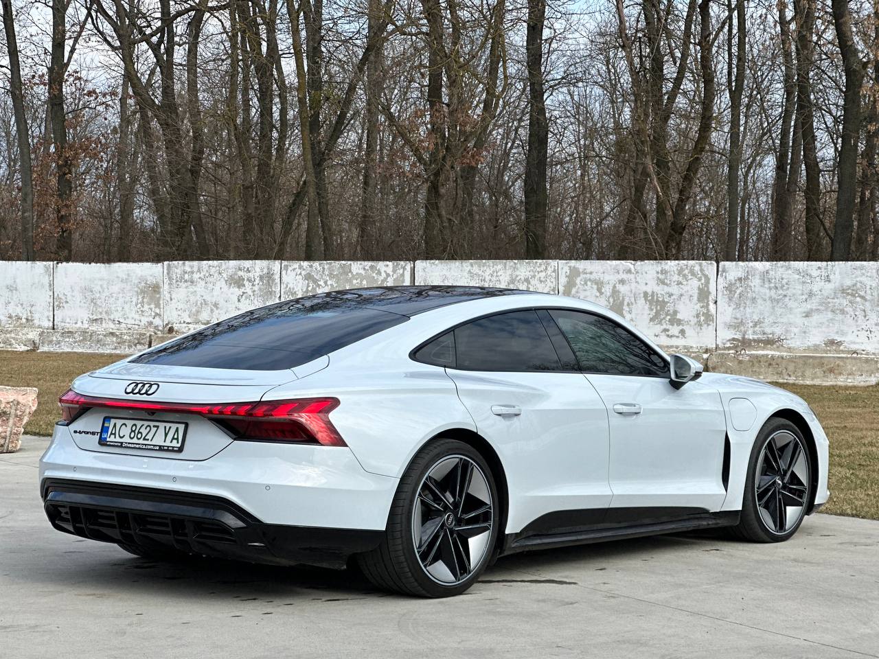 2023 AUDI E-TRON GT PREMIUM PLUS
