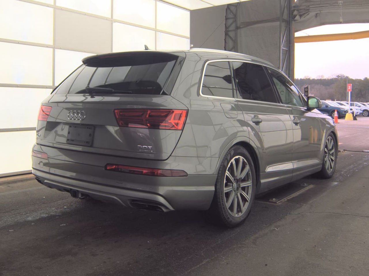2017 AUDI Q7 PRESTIGE
