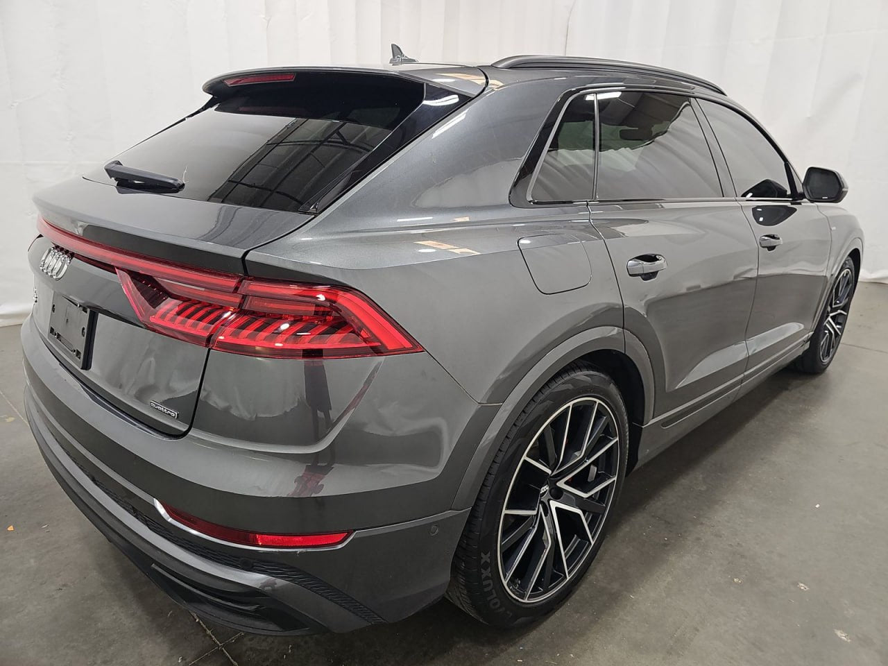 2020 AUDI Q8 S-LINE(ПНЕВМА)