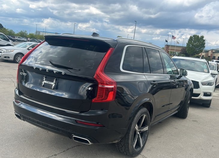 2016 VOLVO XC90 T6 R-DESIGN