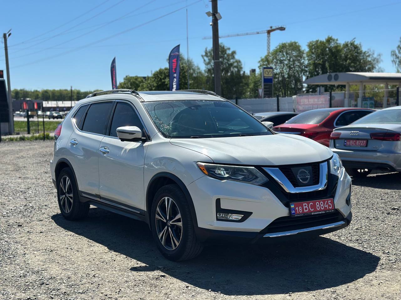2017 NISSAN ROGUE SL