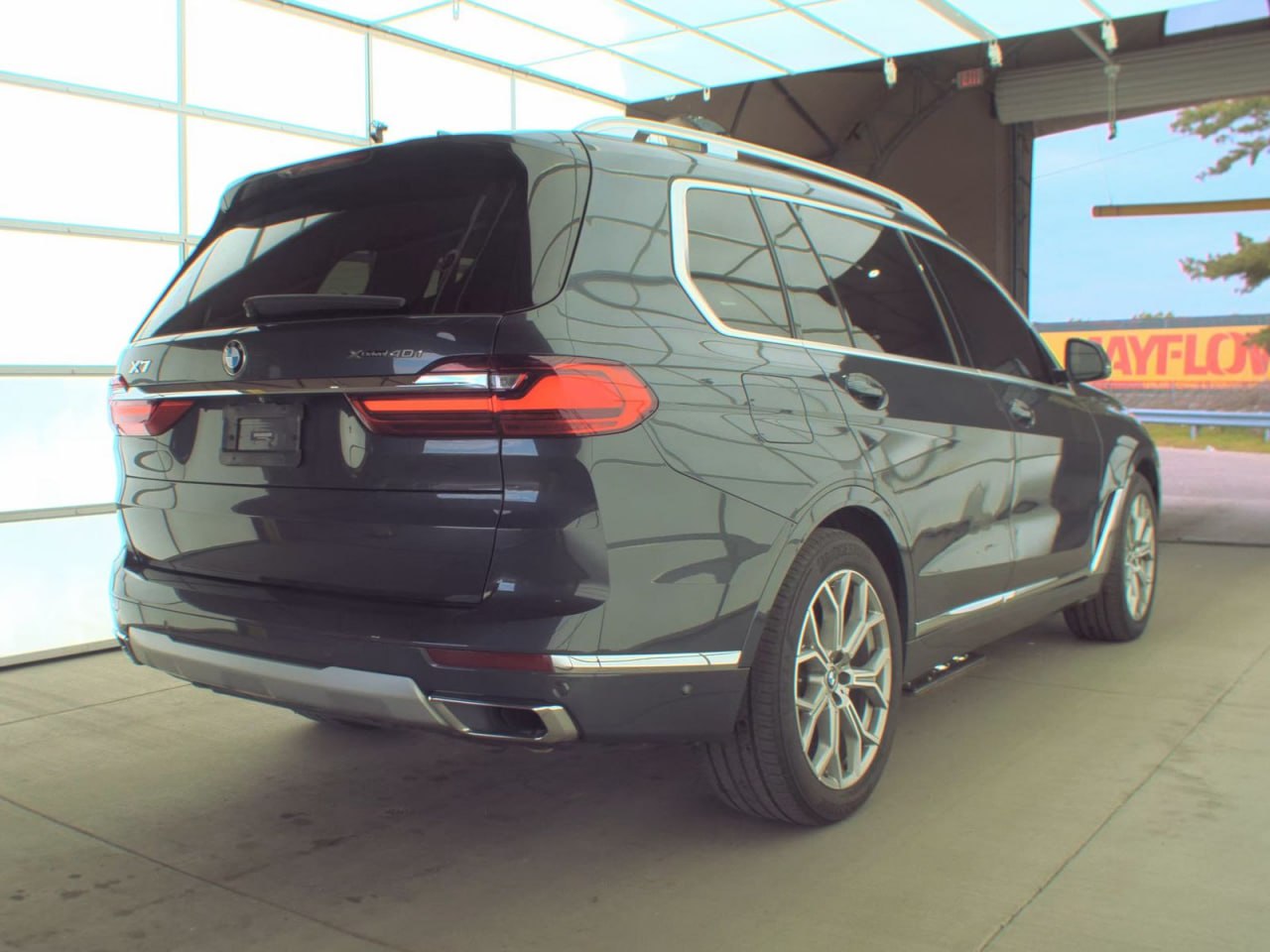 2019  BMW X7 40i