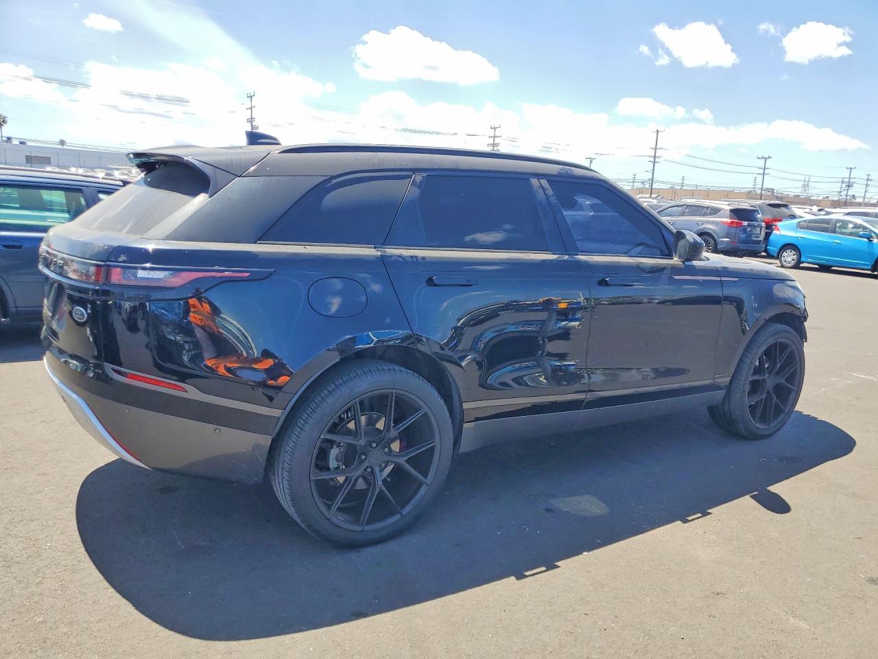 2018 LAND ROVER RANGE ROVER VELAR R-DYNAMIC SE