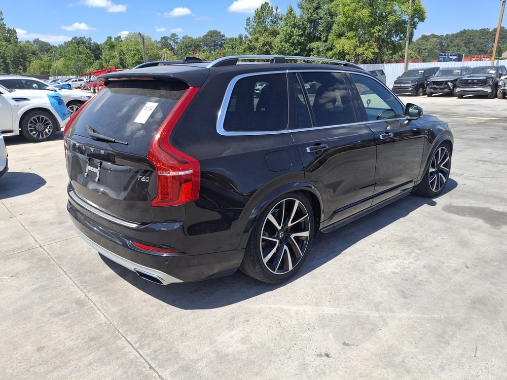2018 VOLVO XC90 T6 MOMENTUM (ПНЕВМА)
