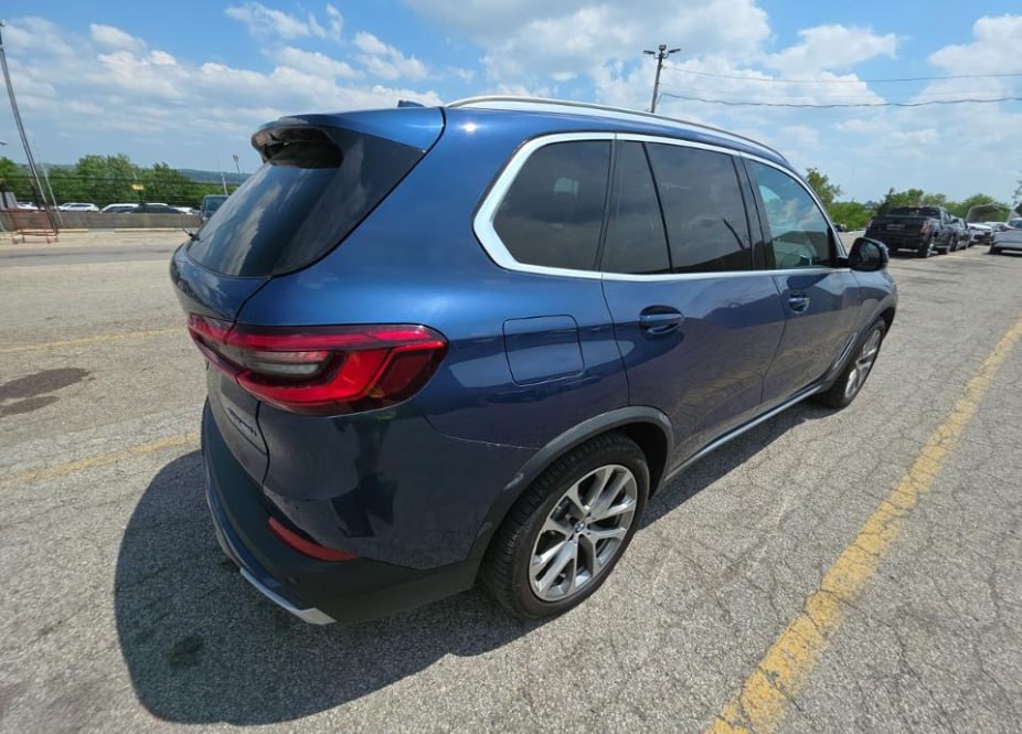 2019 BMW X5 50i