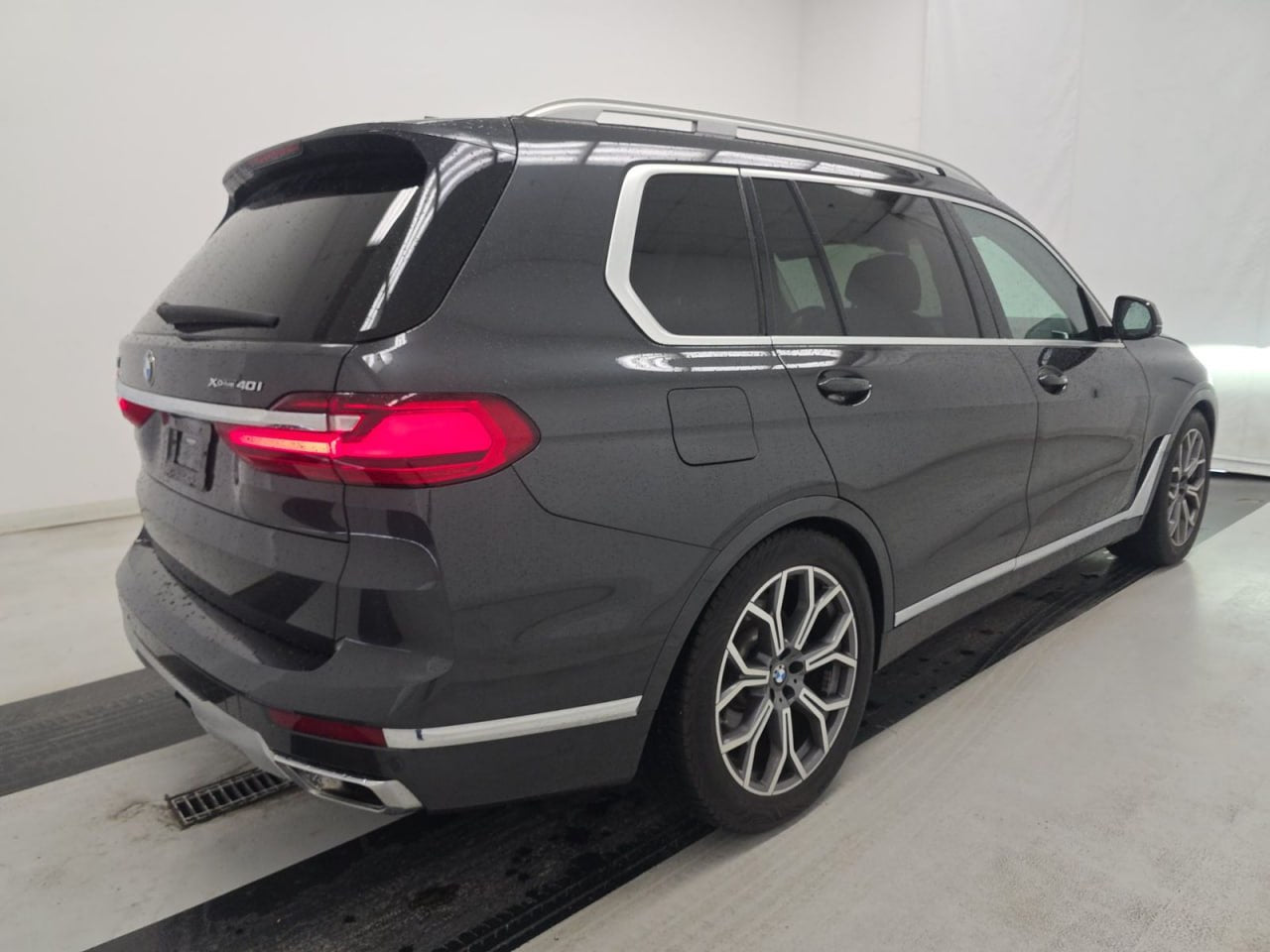 2020 BMW X7 40i
