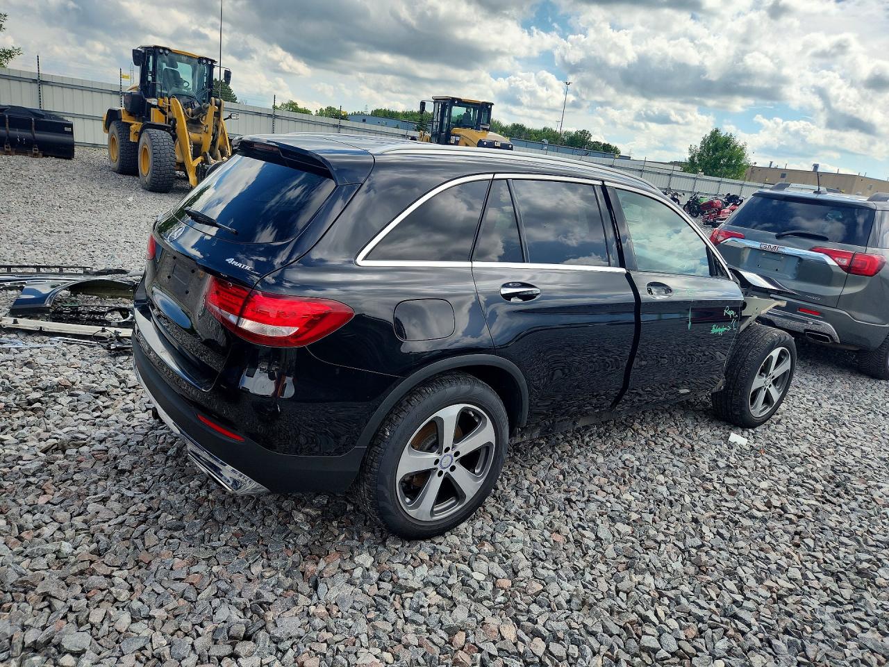 2017 MERCEDES-BENZ GLC 300 4MATIC