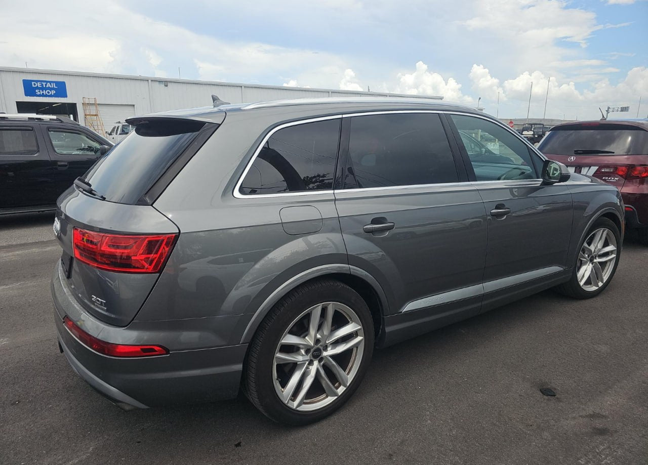 2017 AUDI Q7 PRESTIGE(ПНЕВМО+ВІСЬ)