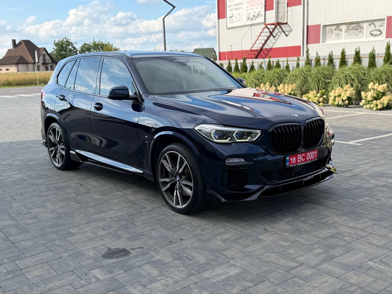 2020 BMW X5 M50i
