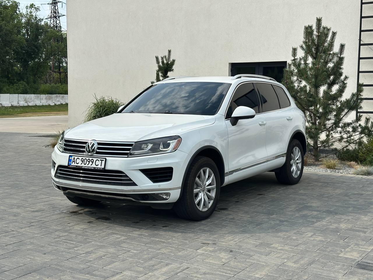 VOLKSWAGEN TOUAREG 2015