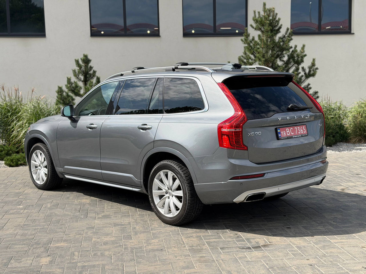 2016 VOLVO XC90 T6 MOMENTUM