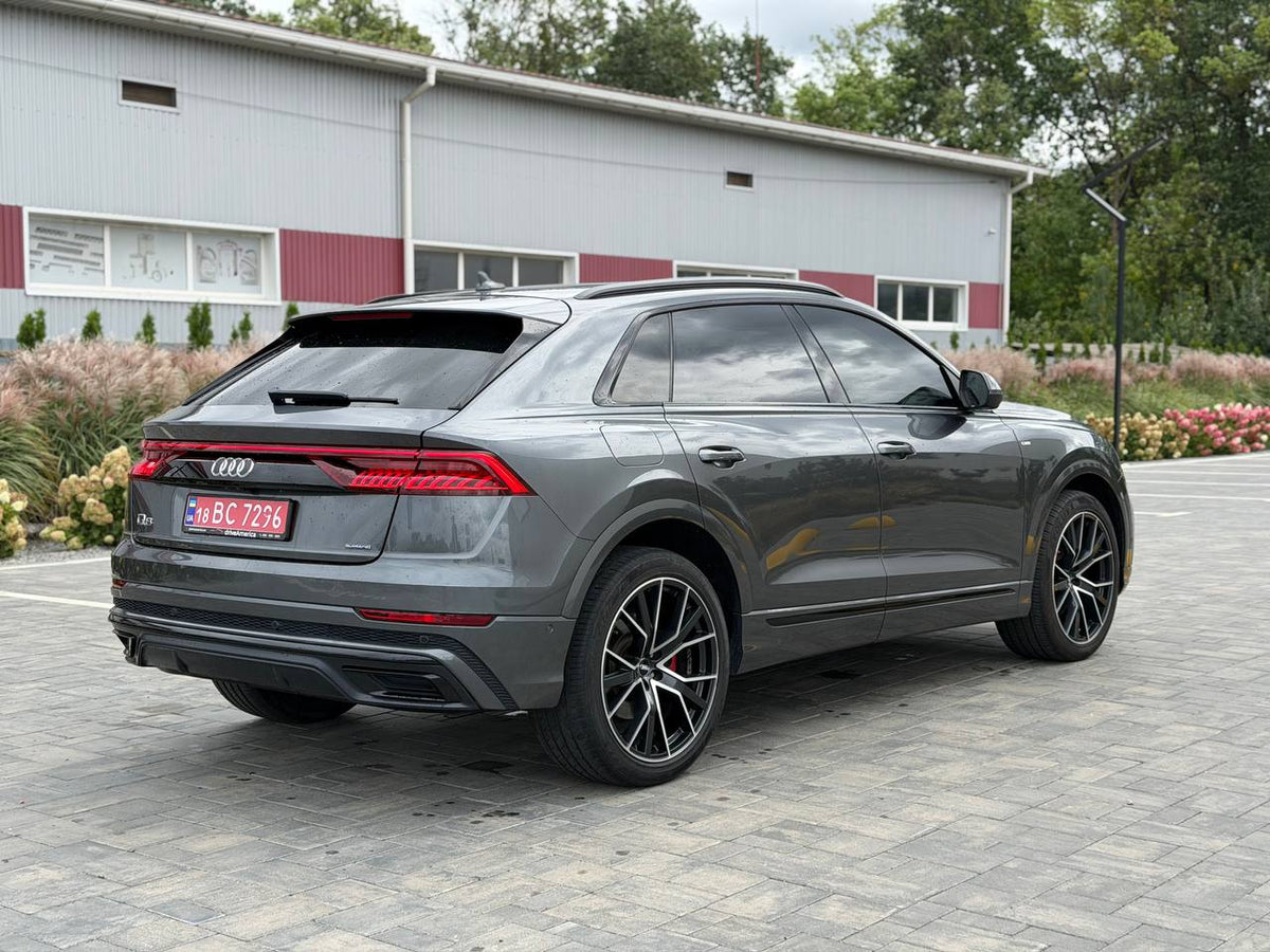 2020 AUDI Q8 S-LINE(ПНЕВМА)