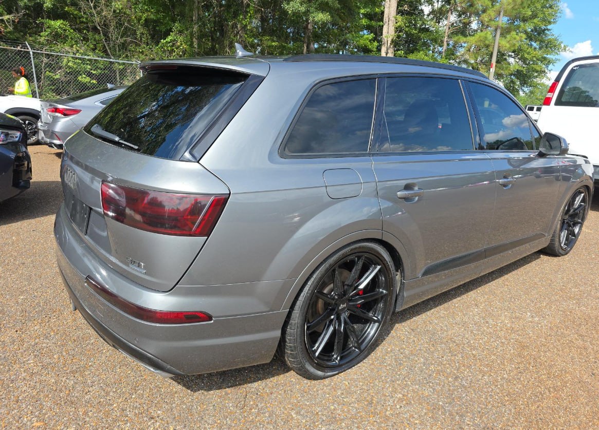 2017 AUDI Q7 PRESTIGE(ПНЕВМА+ВІСЬ)