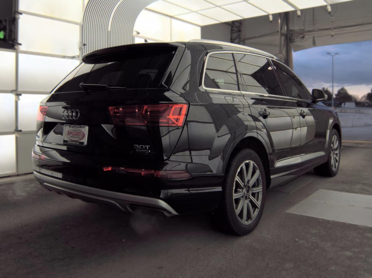 2018  AUDI Q7 PRESTIGE