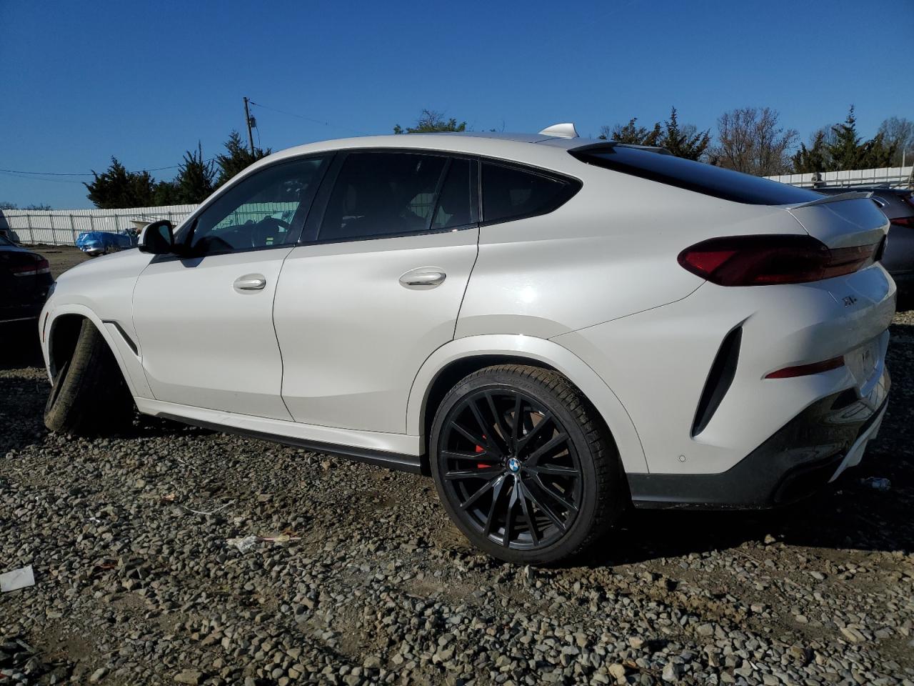 BMW X6 M50I