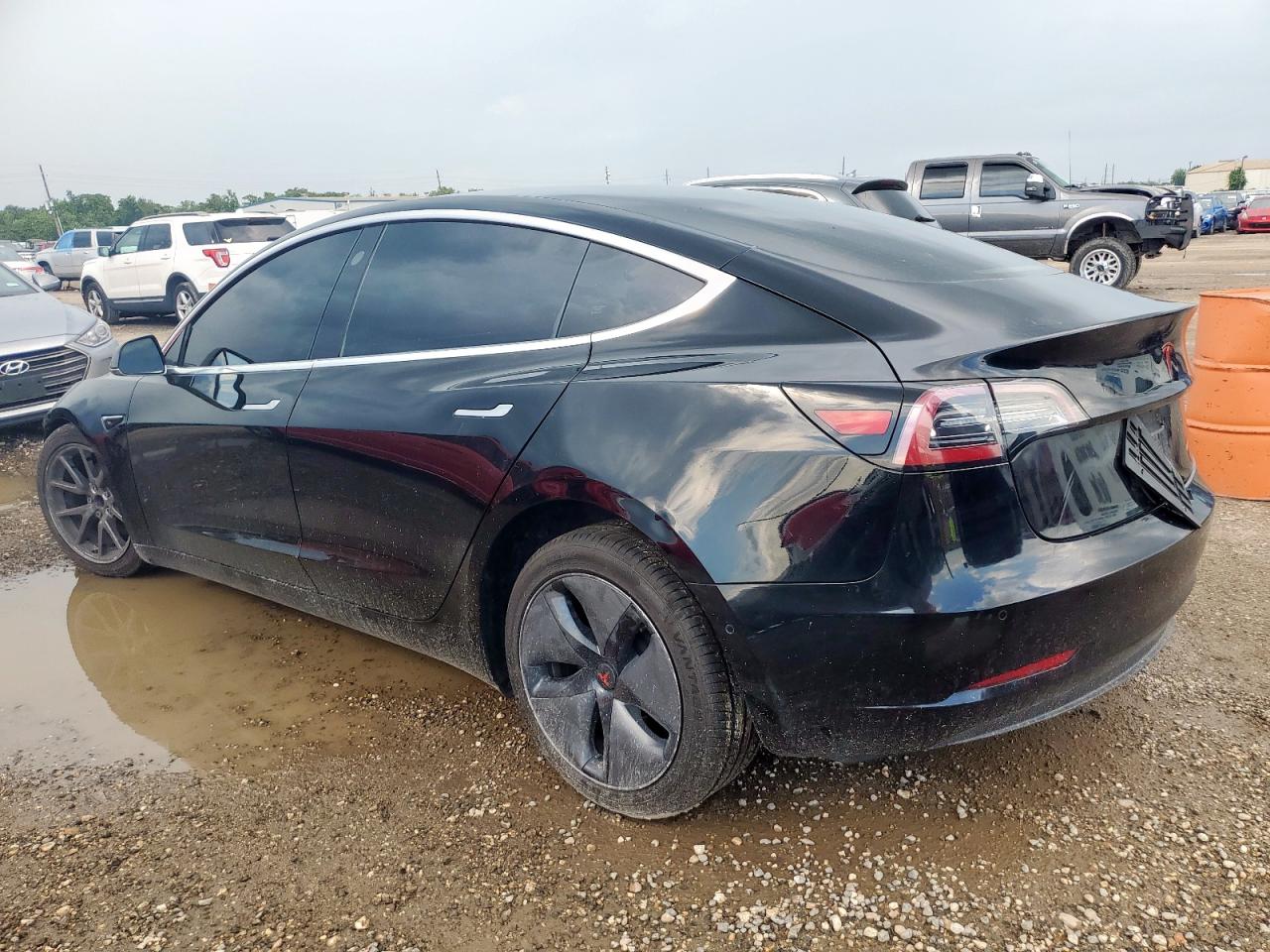 TESLA MODEL 3 LR RWD
