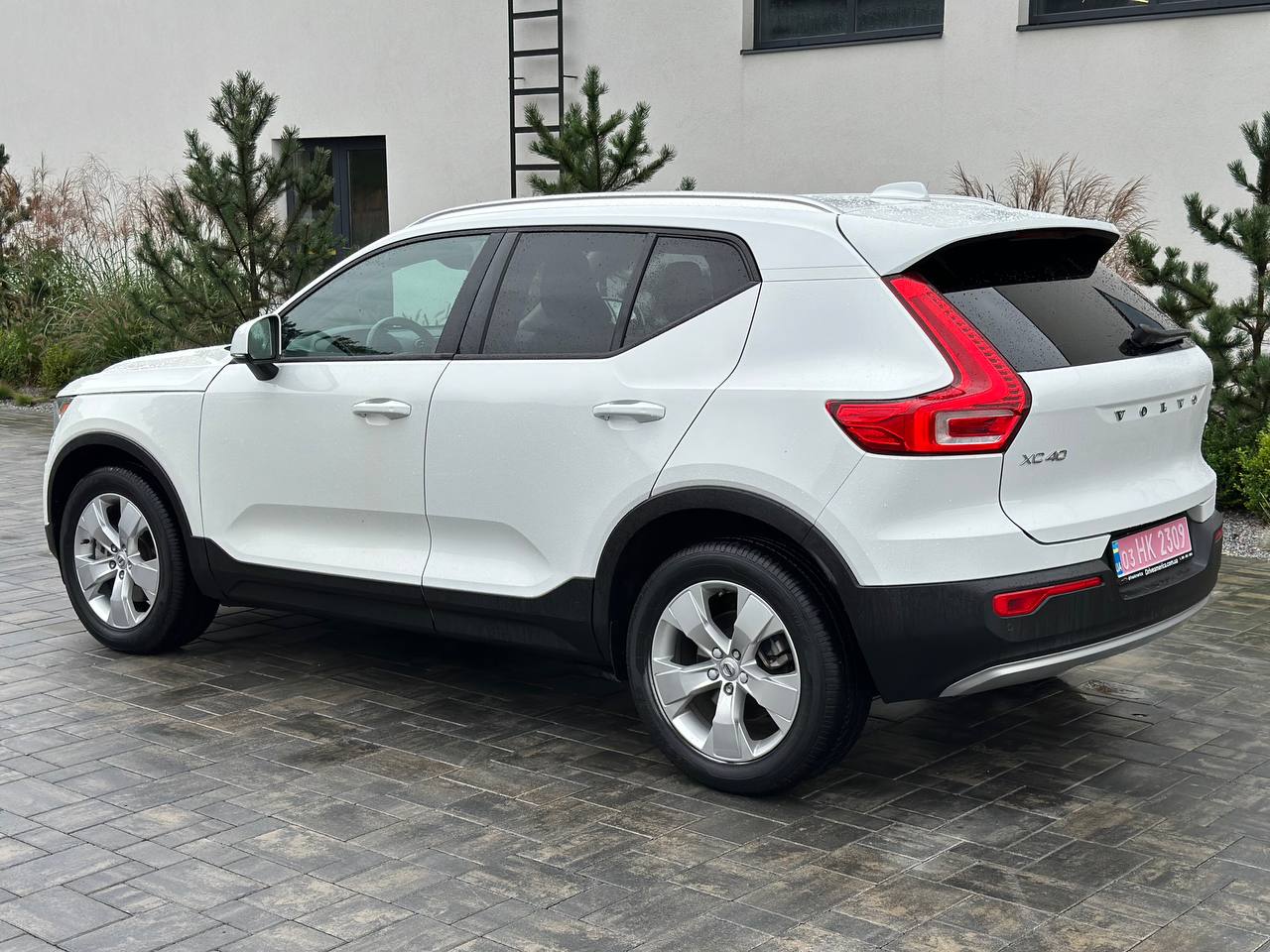 VOLVO XC40 T4