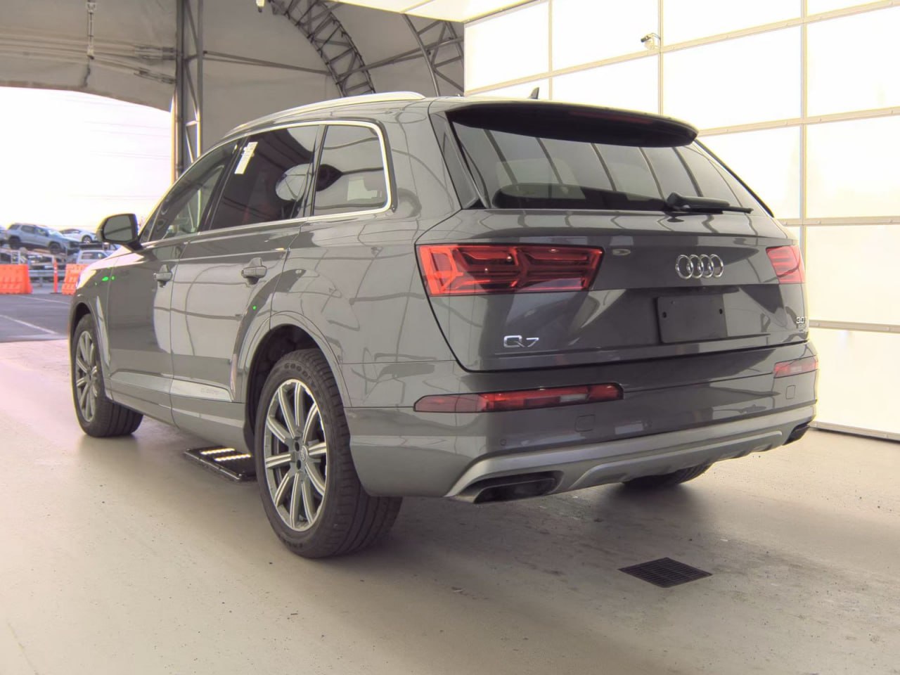 AUDI Q7 PREMIUM PLUS