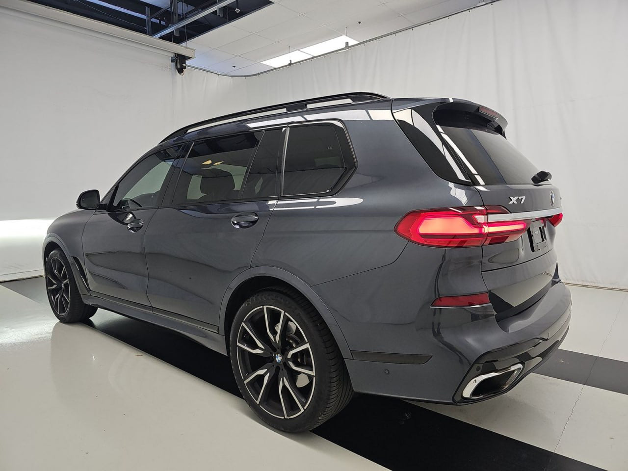 BMW X7 40i M-SPORT