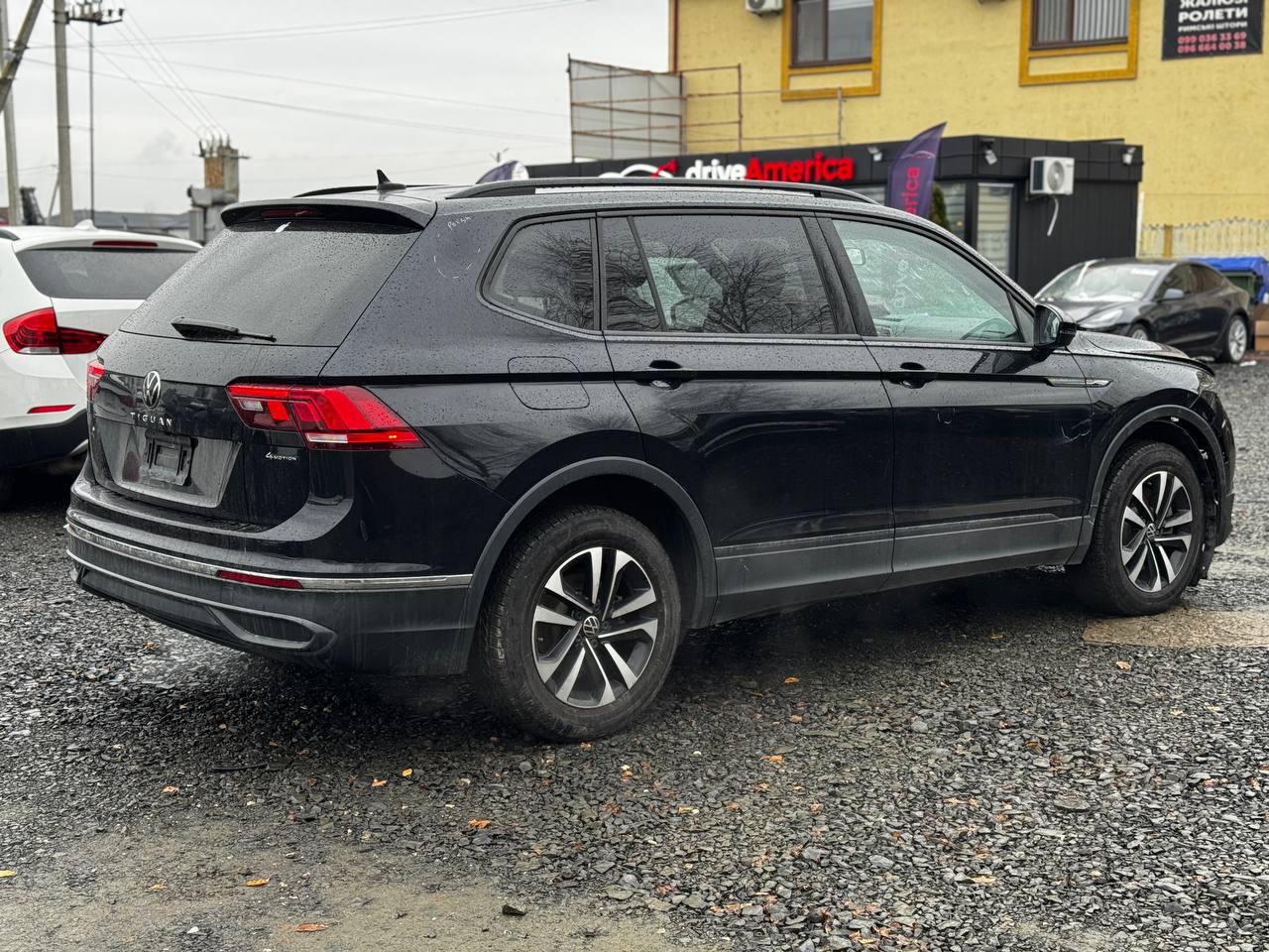 VOLKSWAGEN TIGUAN S