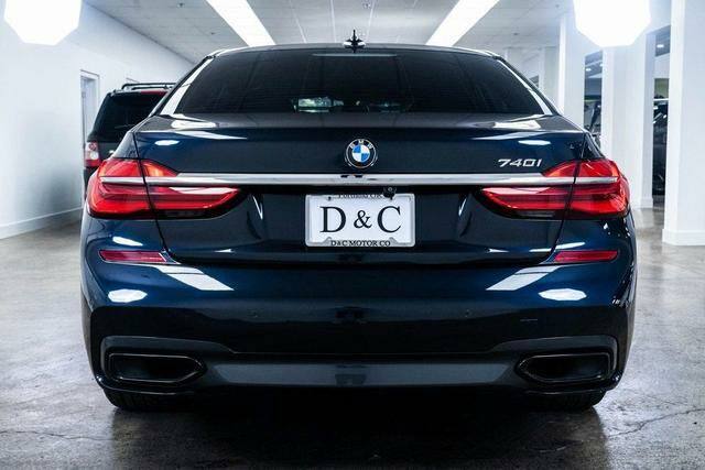 2016 BMW G12 740i M-SPORT