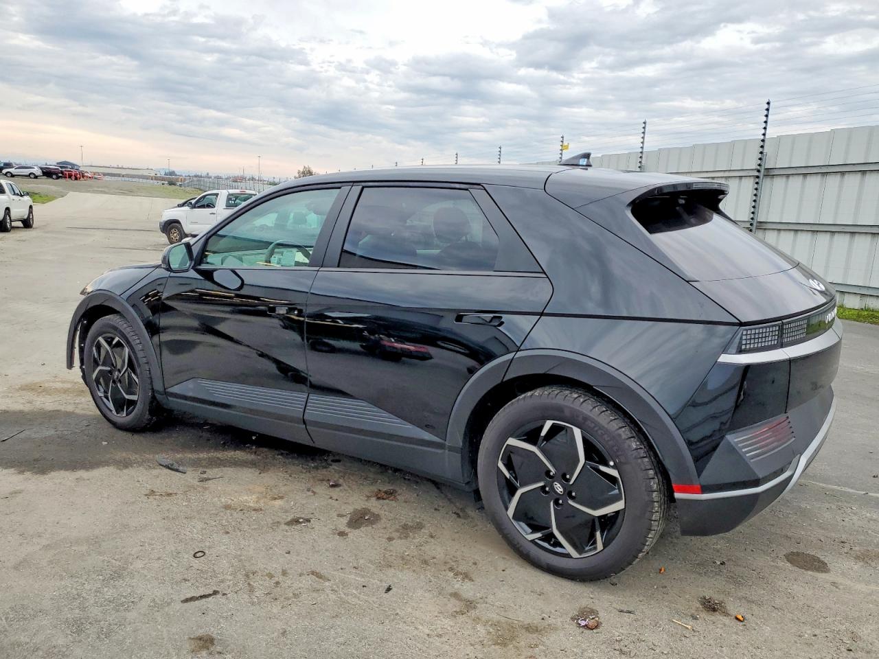 2024 HYUNDAI IONIQ 5 SEL LR RWD