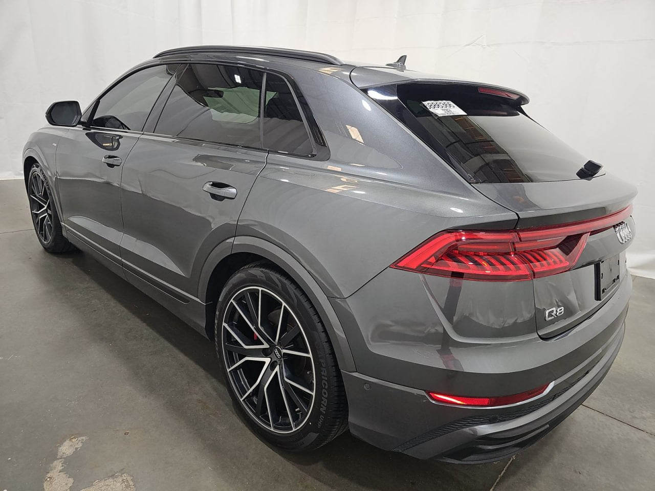 2020 AUDI Q8 S-LINE(ПНЕВМА)