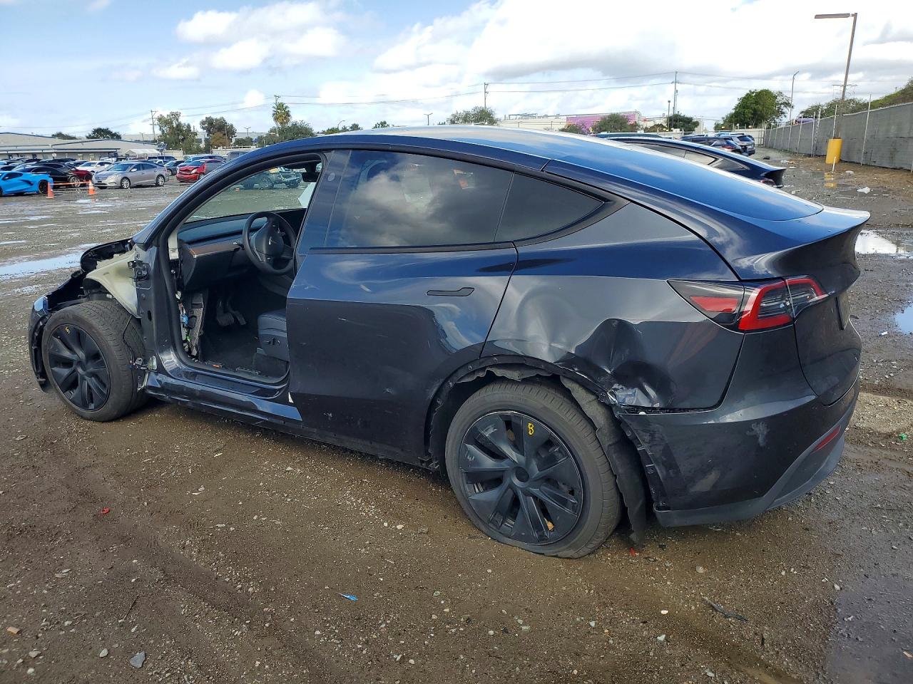 2024 TESLA MODEL Y LR AWD