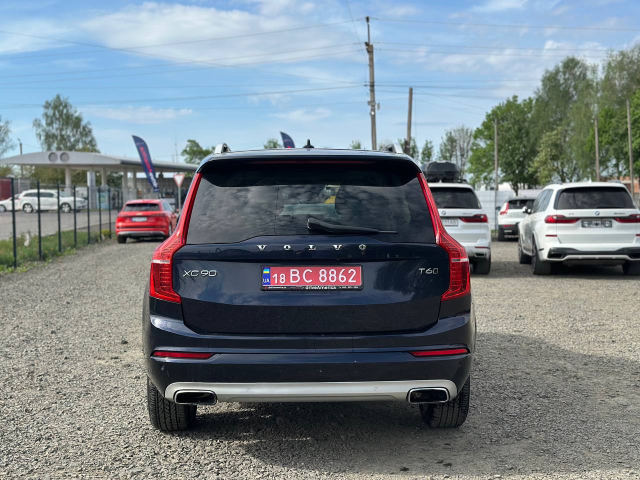 2016 VOLVO XC90 T6 MOMENTUM