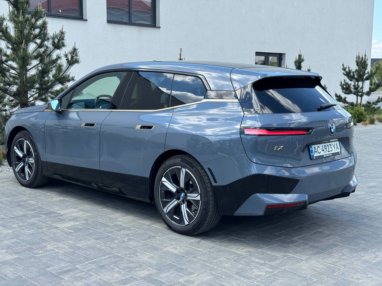 2022 BMW iX xDrive50
