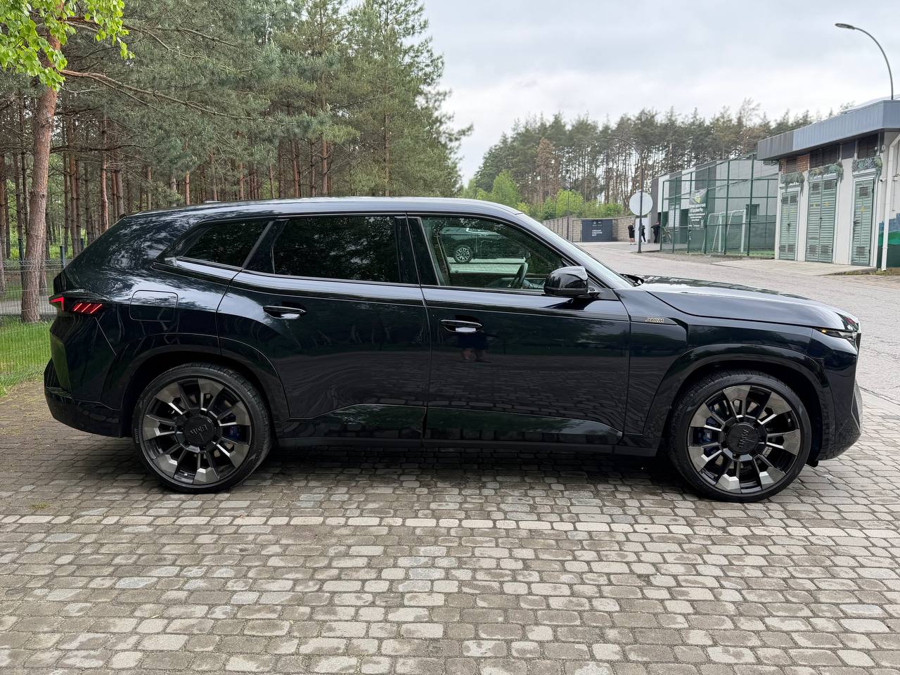 2023 BMW XM
