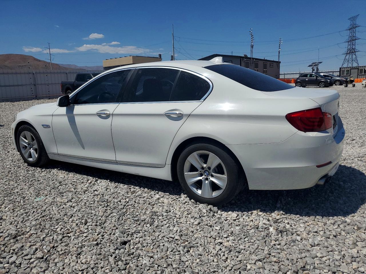 2013 BMW 528i F10