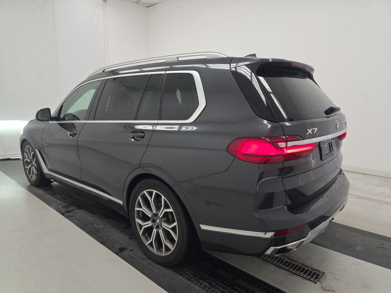 2020 BMW X7 40i
