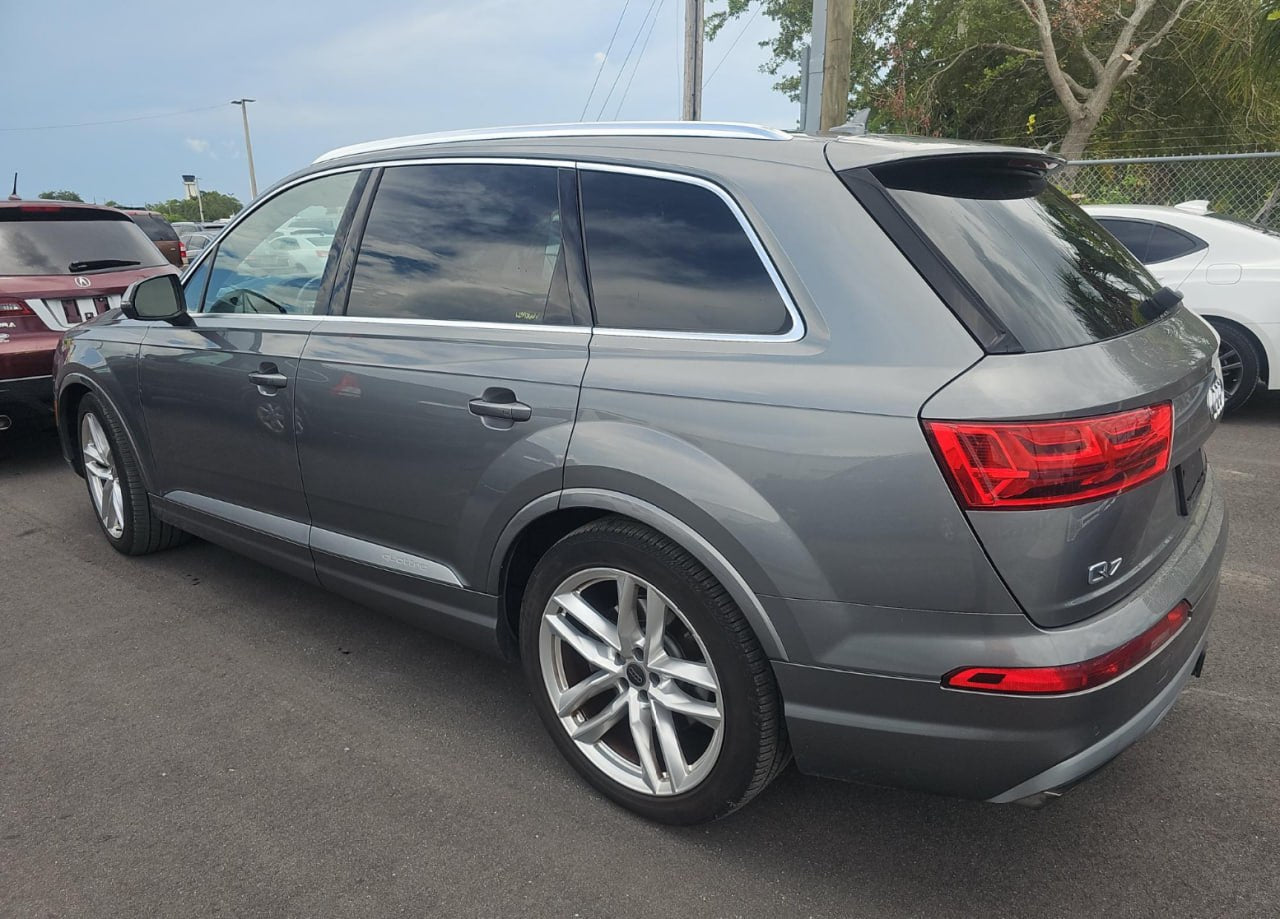 2017 AUDI Q7 PRESTIGE(ПНЕВМО+ВІСЬ)