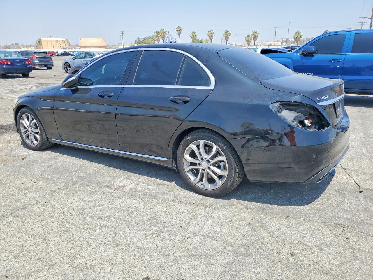 2015 MERCEDES-BENZ C 300