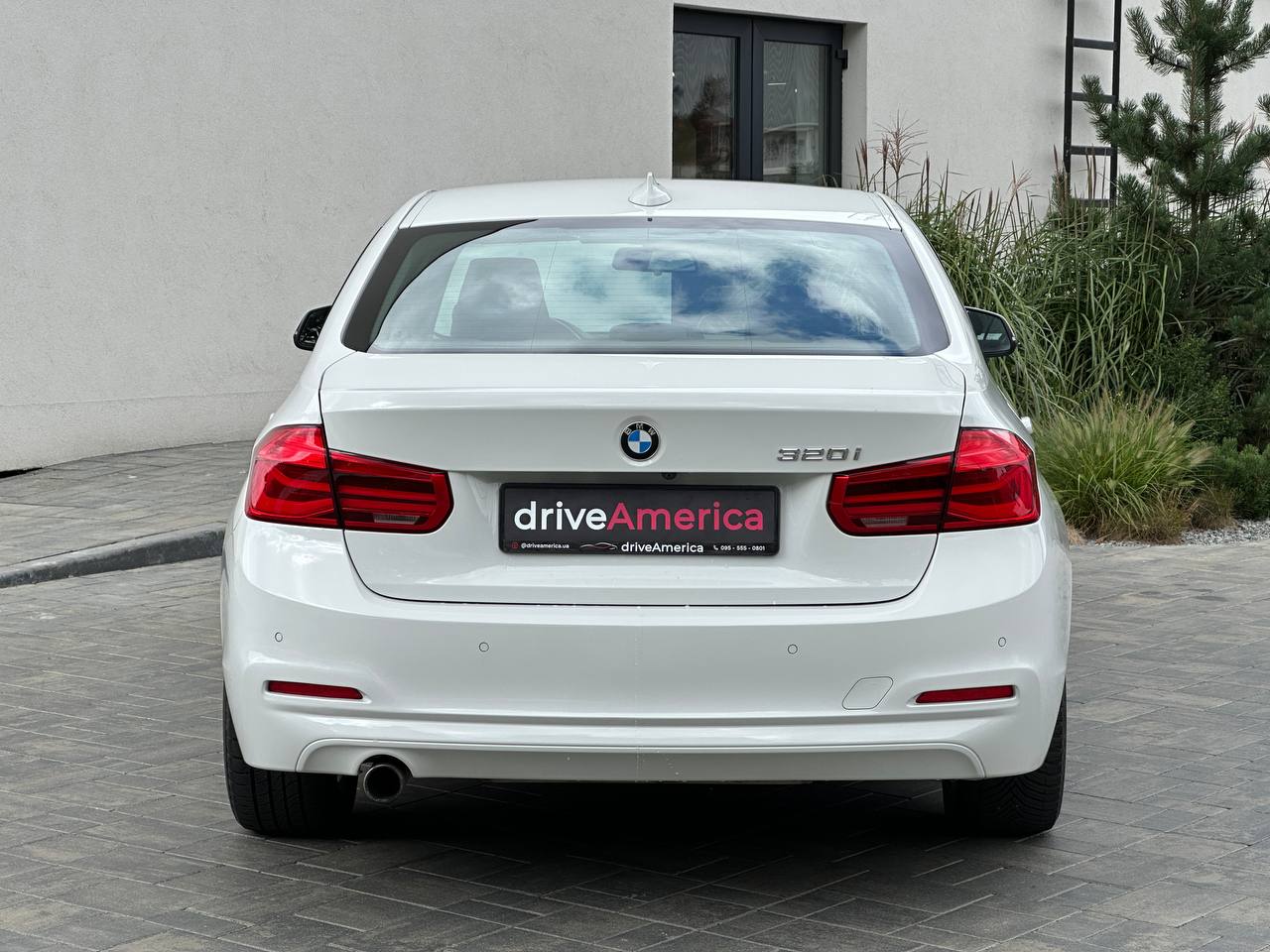 2016 BMW 320I