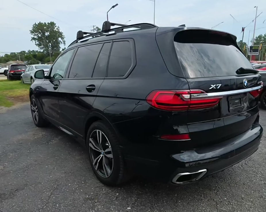 2019 BMW X7 40i M-SPORT