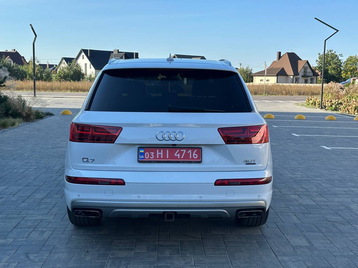 2017 AUDI Q7 PRESTIGE