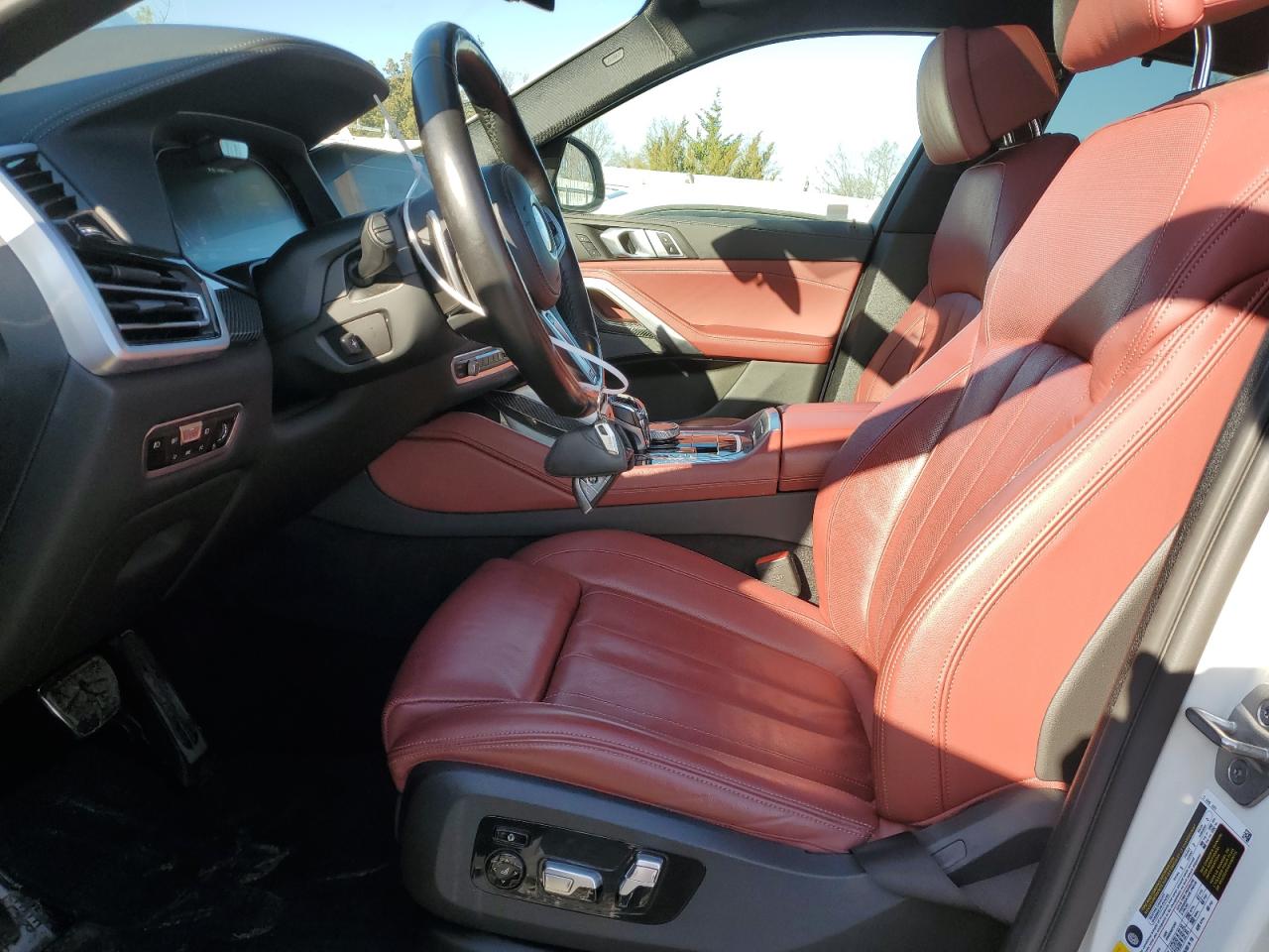 BMW X6 M50I